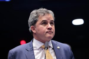 efraim-debate-reforma-tributaria-com-o-setor-atacadista