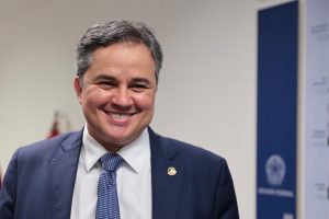 efraim-destina-mais-de-r$8-milhoes-em-recursos-para-custear-obras-de-infraestrutura