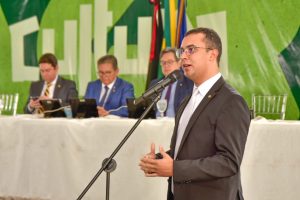 assembleia-aprova-pedido-de-alexandre-de-zeze-para-instalacao-de-casa-da-cidadania-em-santa-luzia