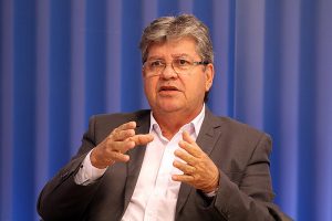 em-2026,-o-que-e-bom-para-joao-azevedo-pode-nao-ser-tao-bom-para-o-psb