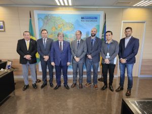joao-azevedo-pleiteia-inicio-das-obras-do-terceiro-lote-do-canal-acaua-aracagi-no-ministerio-da-integracao-e-do-desenvolvimento-regional