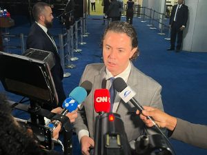 veneziano-representa-o-senado-federal-na-cop-28,-a-conferencia-da-onu-sobre-clima,-em-dubai