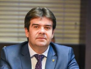 eduardo-carneiro-incentiva-apoio-aos-empreendedores-locais-para-impulsionar-vendas-neste-natal
