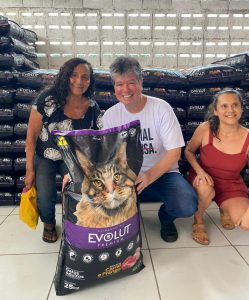 causa-animal:-ruy-entrega-1,5-tonelada-de-racao-e-destaca-importancia-de-protetores-dos-animais-em-joao-pessoa