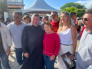 em-solanea-e-arara,-ex-senadora-nilda-gondim-participa-de-peregrinacao-ao-santuario-padre-ibiapina,-nos-141-anos-de-sua-morte