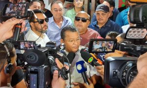 nilvan-ferreira-promete-resolver-o-maior-problema-de-santa-rita:-“na-cidade-das-aguas-minerais-ainda-se-permite-o-povo-tomando-agua-com-barro”