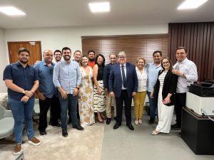 joao-azevedo-promove-a-uniao-da-situacao-e-oposicao-tambem-em-uirauna