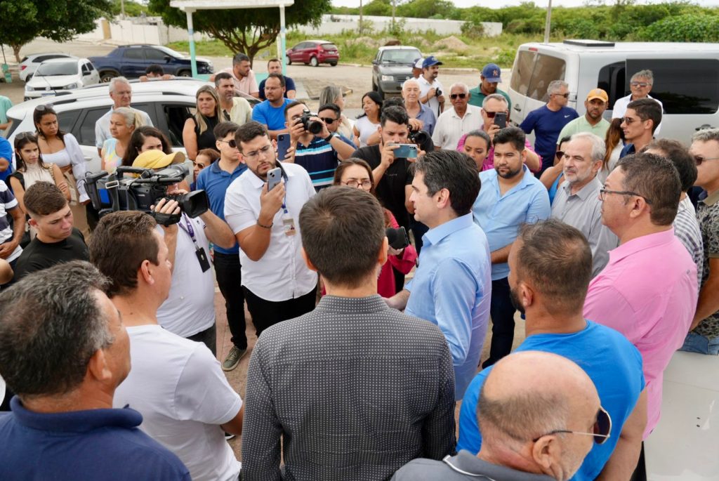 murilo-galdino-reune-autoridades-em-visita-tecnica-para-cobrar-conclusao-da-adutora-do-pajeu-ainda-este-ano
