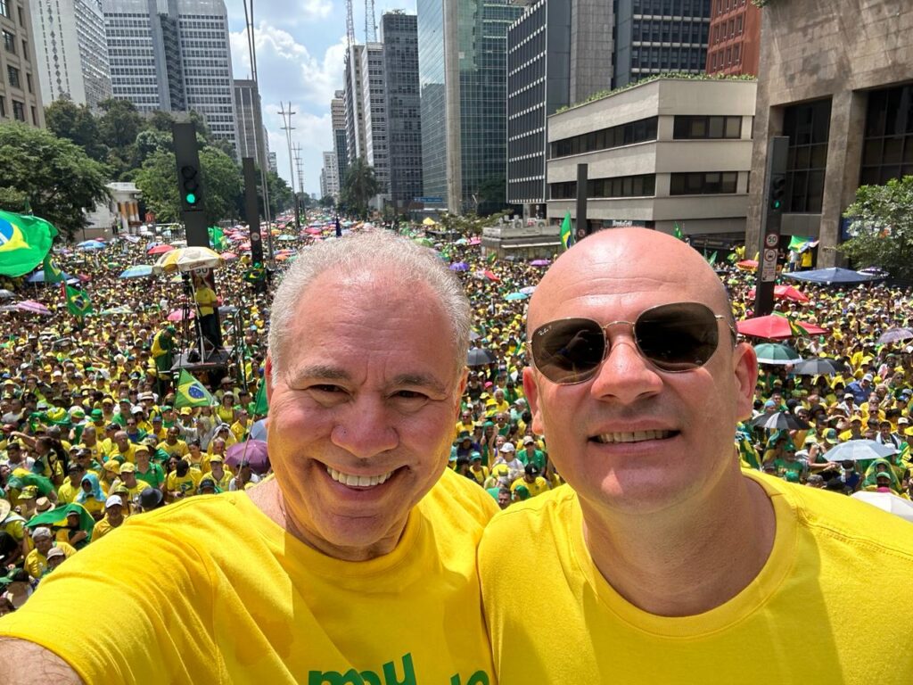 desempenho-fraco-de-queiroga-leva-bolsonaro-a-convocar-cabo-gilberto-para-o-senado